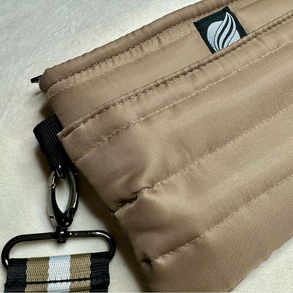 Think Royln Bum Bag with two straps. Light khaki color. - Picture 3 of 3